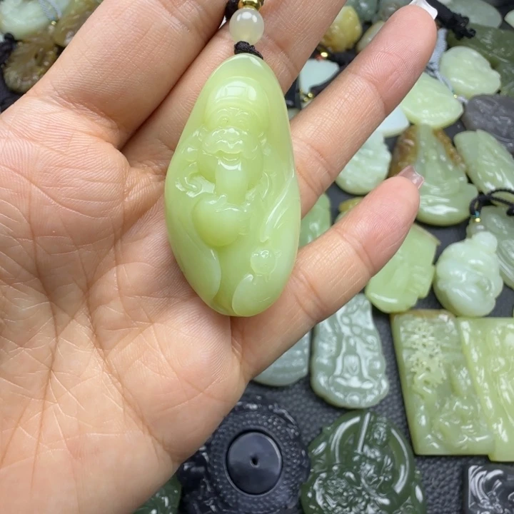 和田玉未镶嵌珠宝奇石