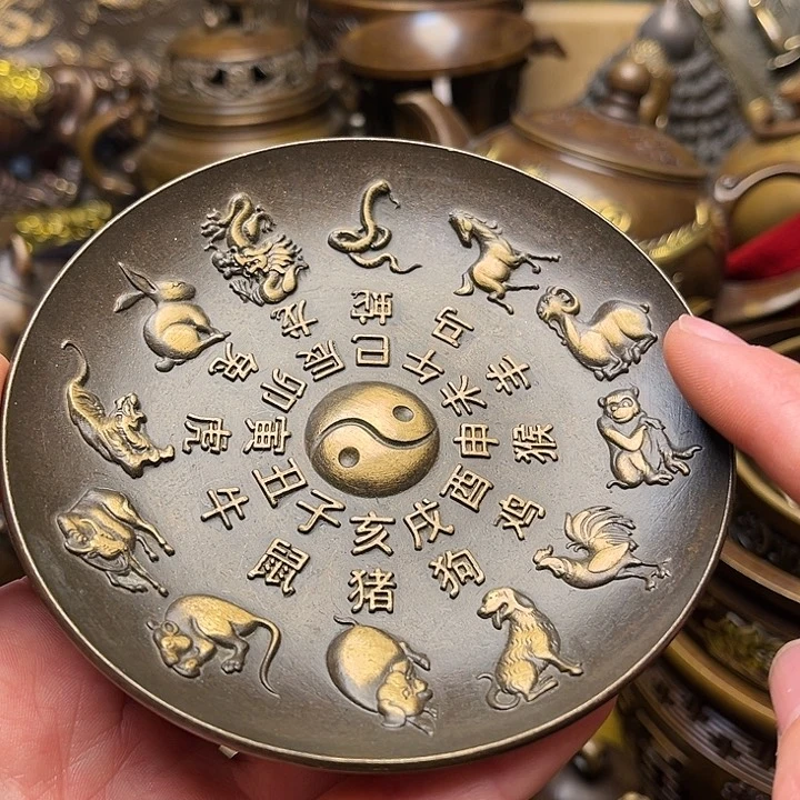 精美铜器批发档口