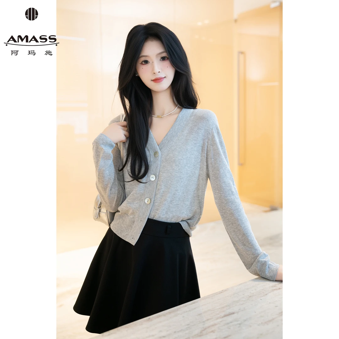 AMASS/阿玛施风感波粒夏季百搭纯色v领百搭开衫长袖针织衫5499132