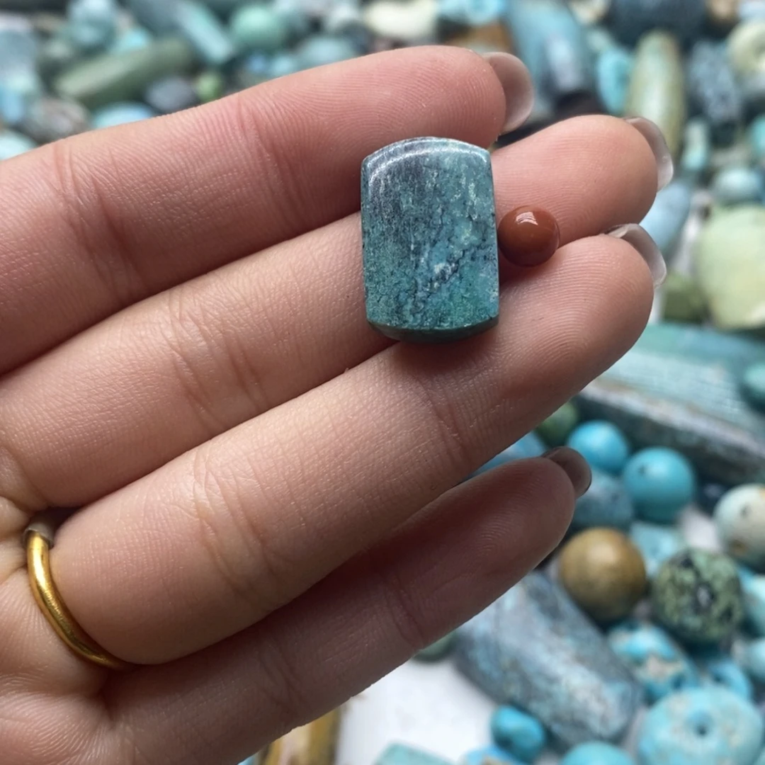 南红玛瑙未镶嵌珠宝奇石