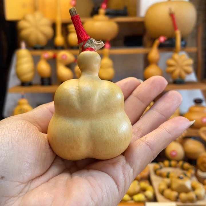 W***…天然葫芦自然生长