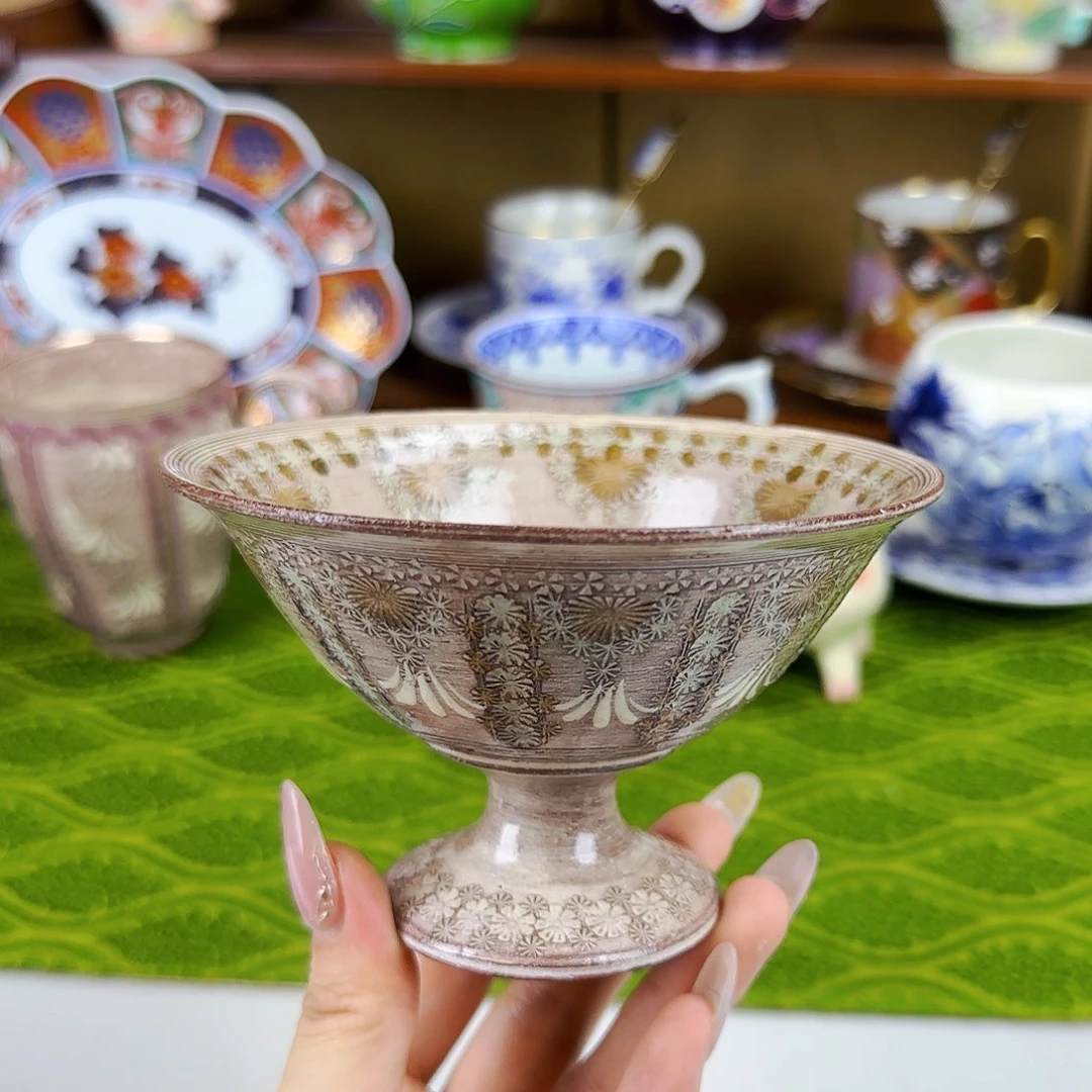 笑***笑它家陶瓷真的很好看！高足