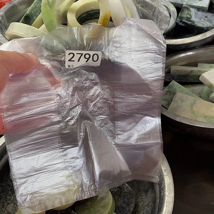 沙****蛇纹石玉未镶嵌手镯