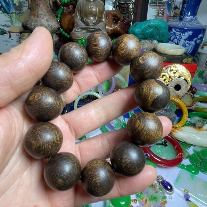 滴血莲花菩提手串