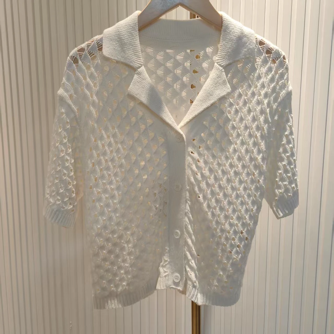 大喜气质镂空翻领小衫（25Z7016）