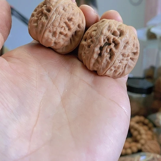 【闪购商品】把件文玩核桃40元宝尖黄