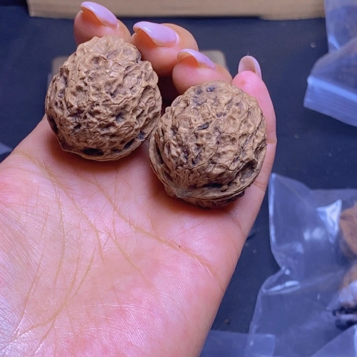 把件文玩核桃25-37mm