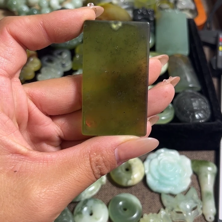 蛇纹石玉合金颈饰