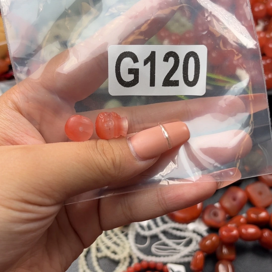 南红玛瑙未镶嵌珠宝奇石