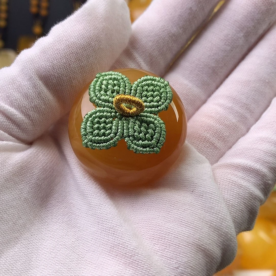 琥珀未镶嵌颈饰吊坠