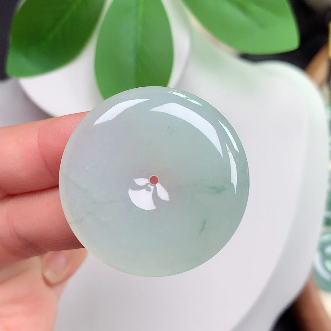 颈饰未镶嵌翡翠平安扣 35.7x5.8mm