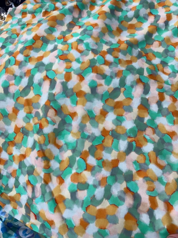 精梳棉棉绸！幻彩风格花色，幅宽1.45米