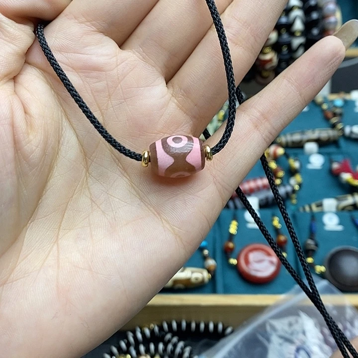 玛瑙/玉髓颈饰合金