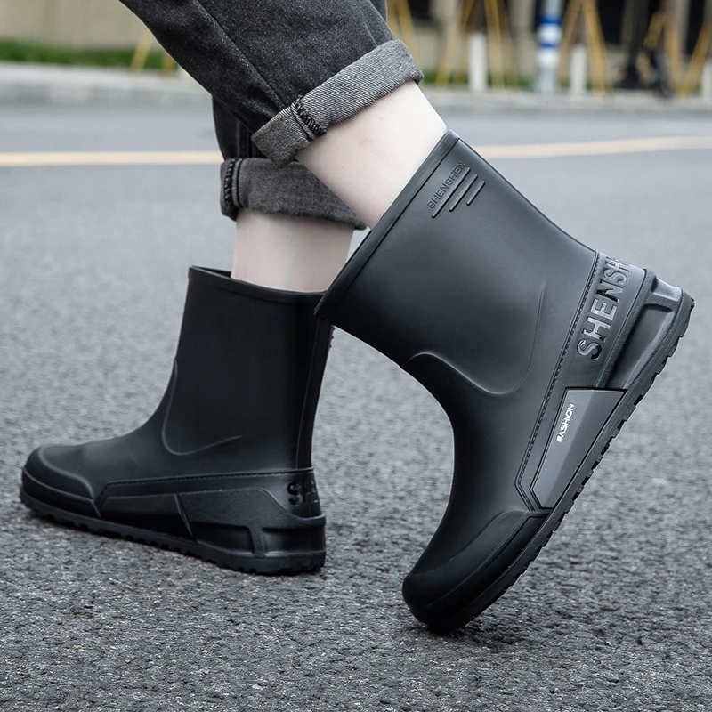 休闲雨鞋男士中筒时尚户外防滑钓鱼胶鞋2025新款厚底耐磨防水水靴