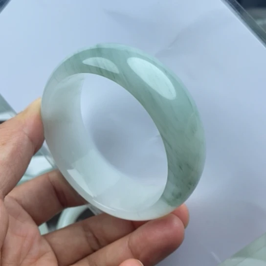 石英质玉（金丝玉）未镶嵌手镯