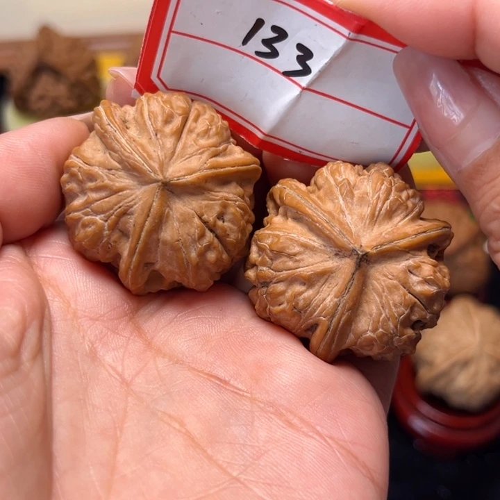 文玩核桃吊坠35全品六星元宝正奔133