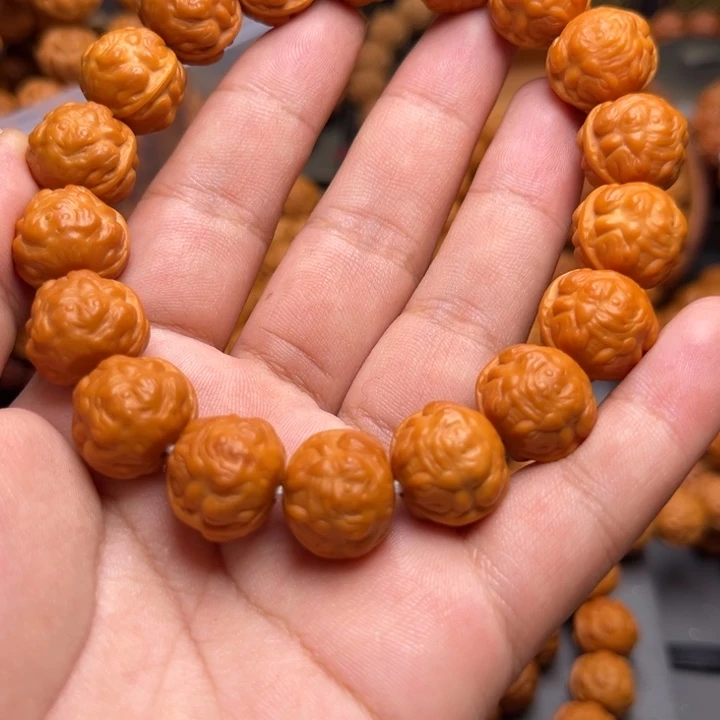 猴头核桃吊坠1.5尺寸蟾王