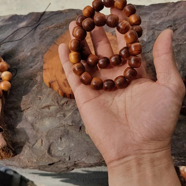 柏木（崖柏）1314黑油陈华料太行崖柏