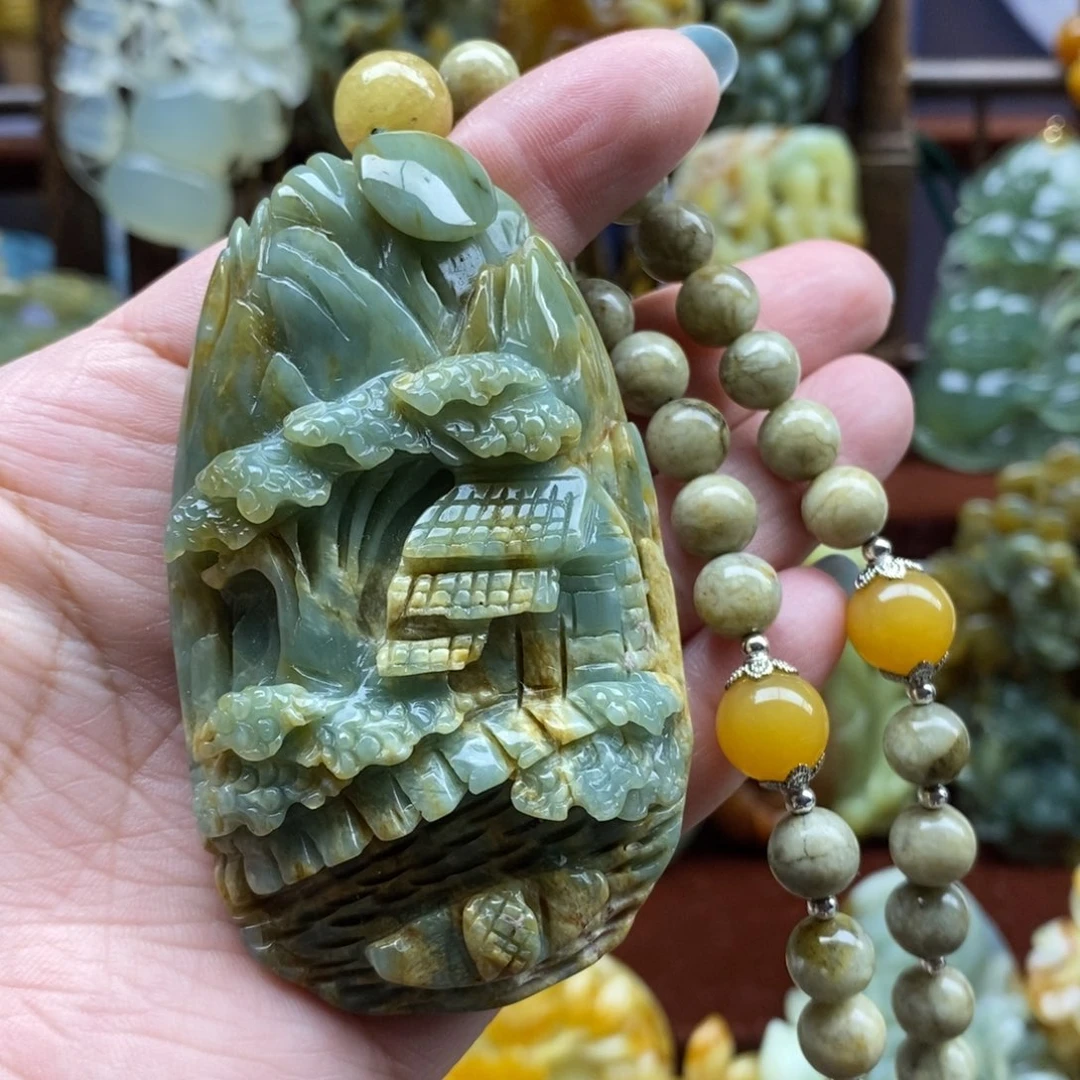 蛇纹石玉颈饰未镶嵌