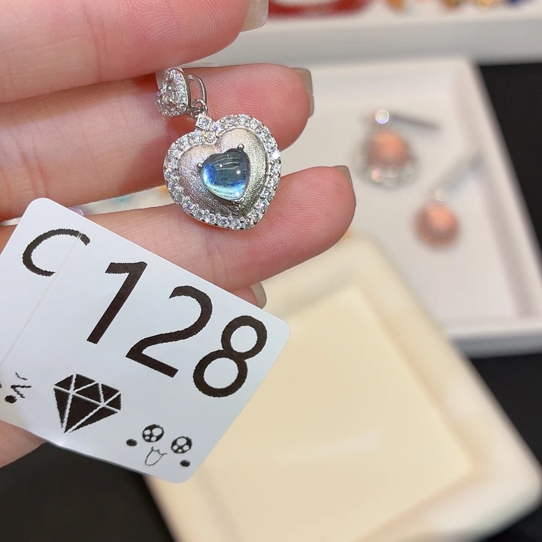 海蓝宝石颈饰银S925镶嵌