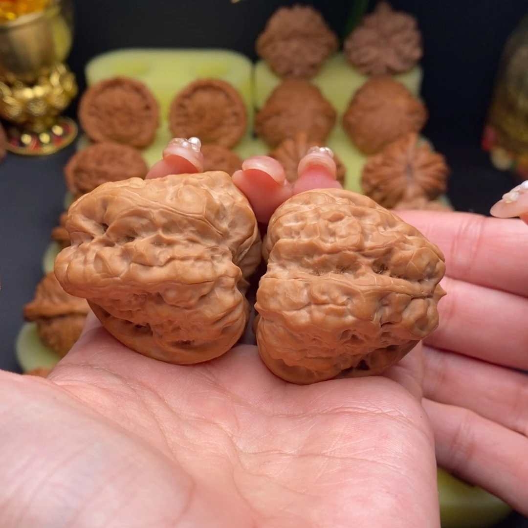 吊坠文玩核桃郑*蛤蟆王42尺毕业级