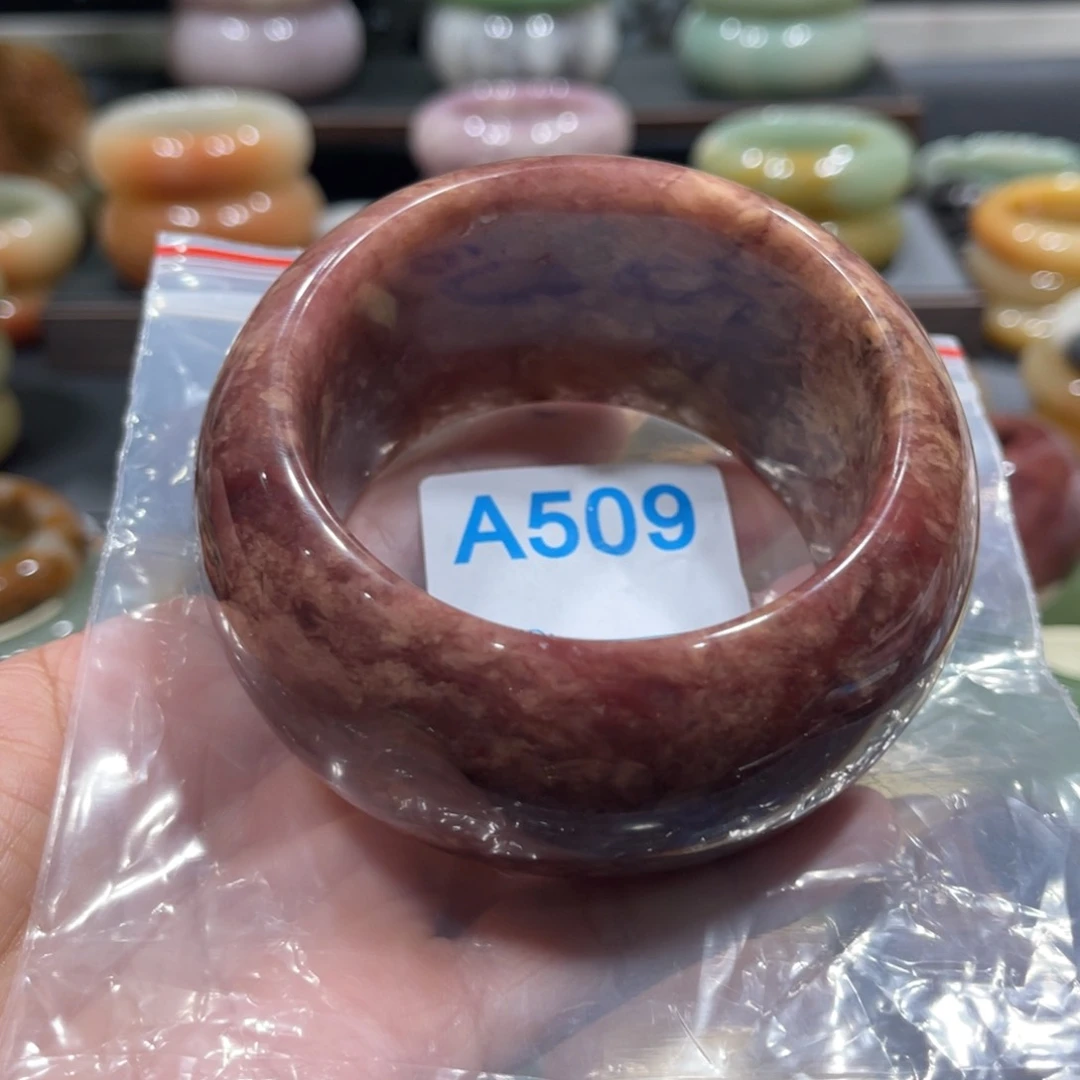 未镶嵌手镯石英岩玉草****)