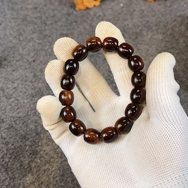 柏木（崖柏）陈化崖柏五灵脂