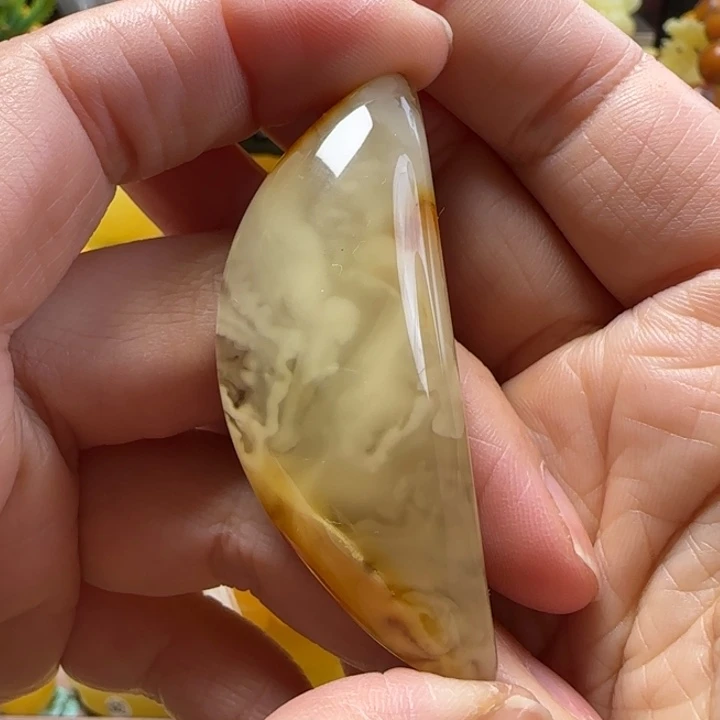 蜜蜡珠宝奇石未镶嵌