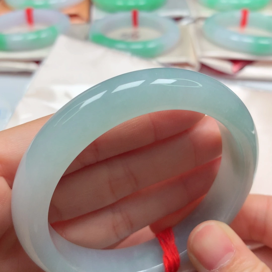 翡翠未镶嵌手镯冰胶蓝胶底5960