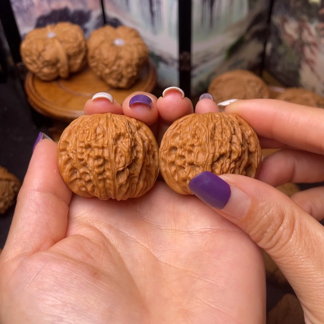 文玩核桃把件38全品山地磨