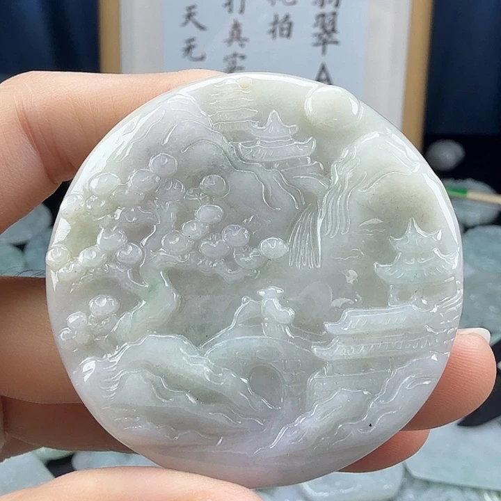 翡翠未镶嵌颈饰翡翠