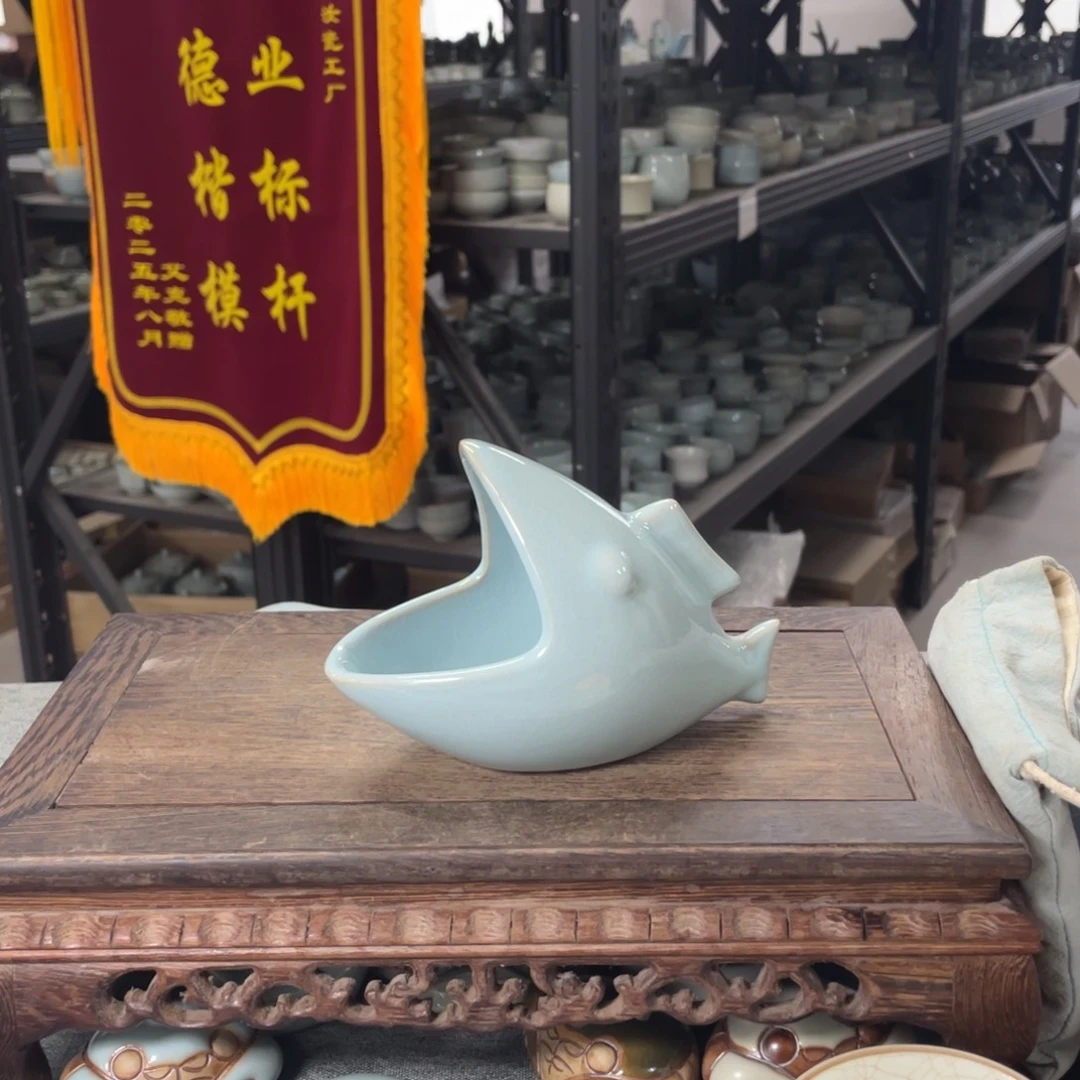 瓷片天青笑口常开鱼
