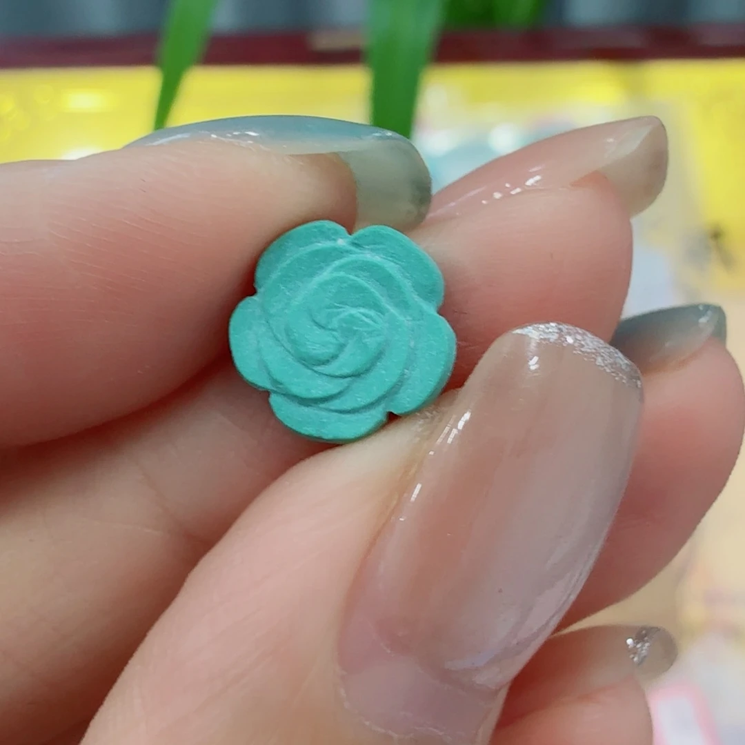 未镶嵌南红玛瑙珠宝奇石