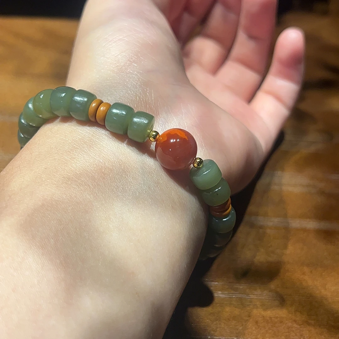 和田玉小药片手串……