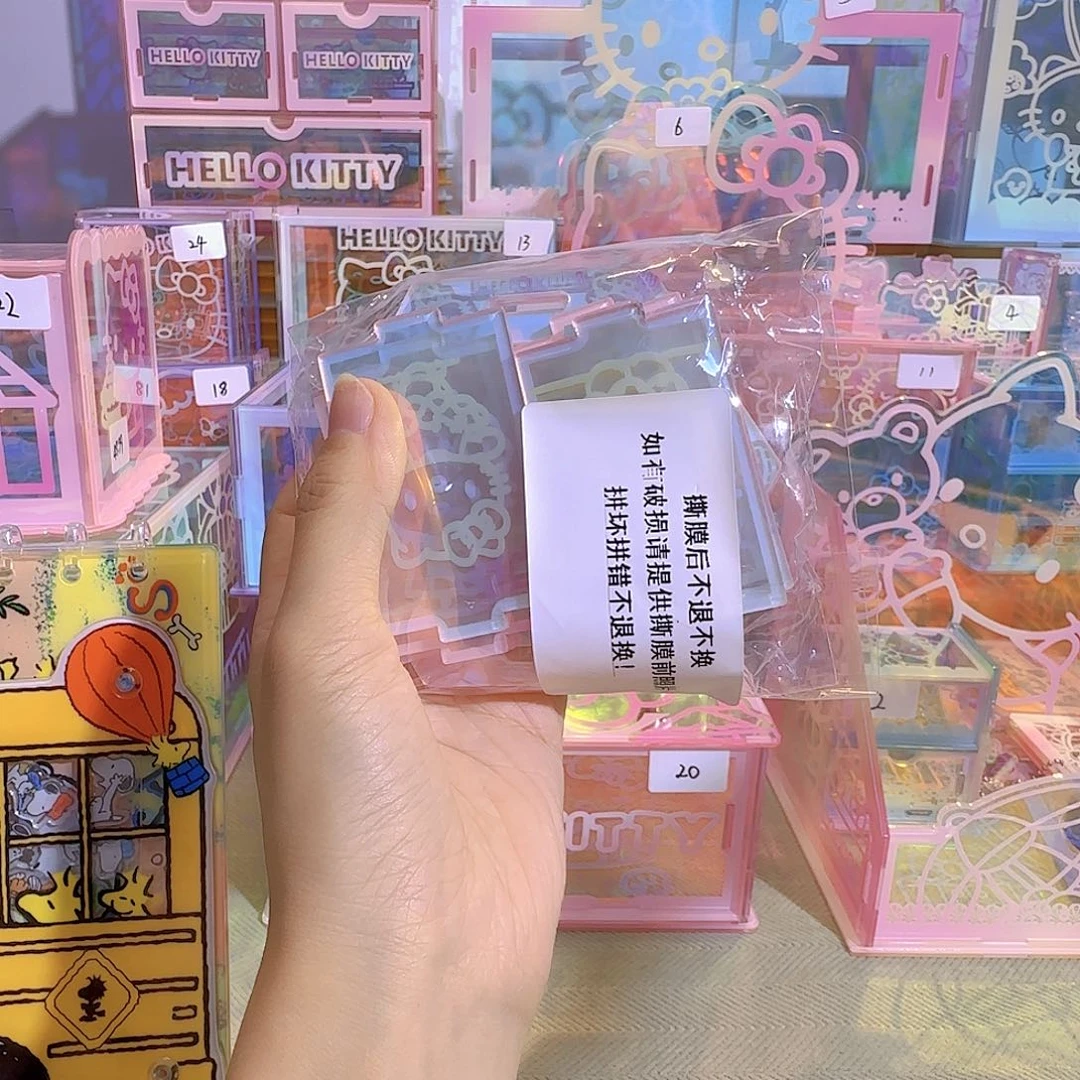 Kitty笔筒白金送转盘