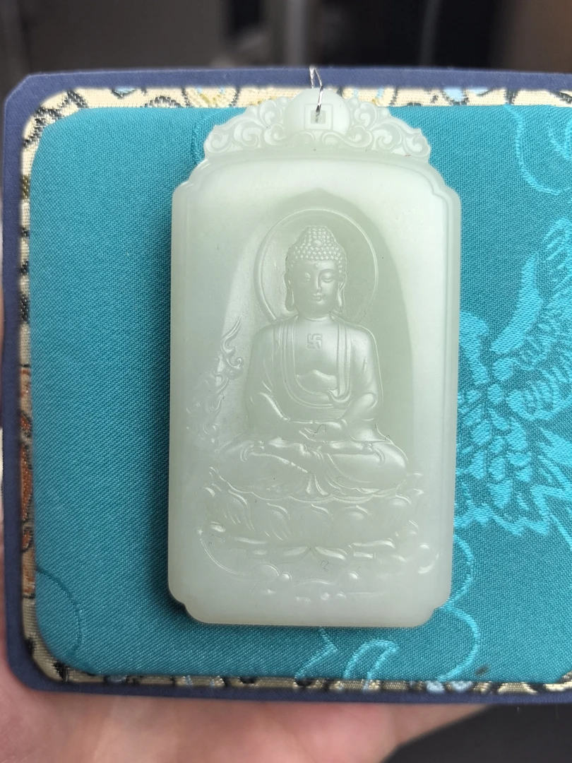 和田玉翠青山水佛牌