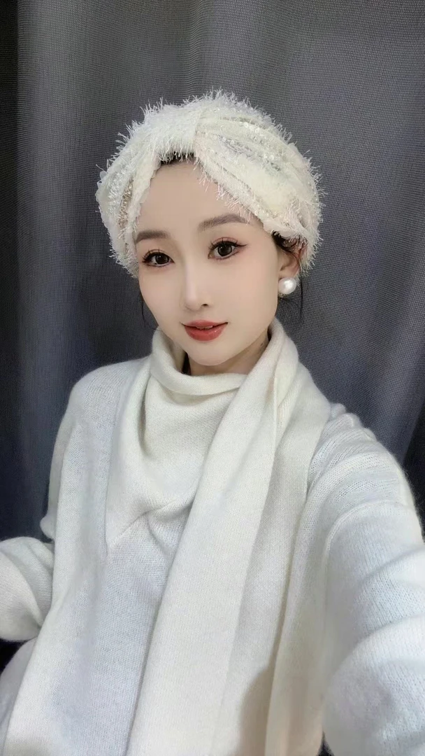 新款·定制款花瓣金羽休闲百搭重工发代帽网红冬季保暖新娘蕾丝