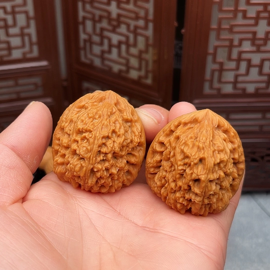 文玩核桃把件南疆石