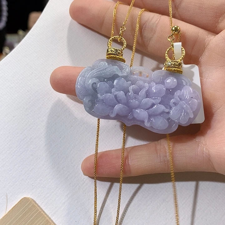 翡翠未镶嵌颈饰翡翠吊坠