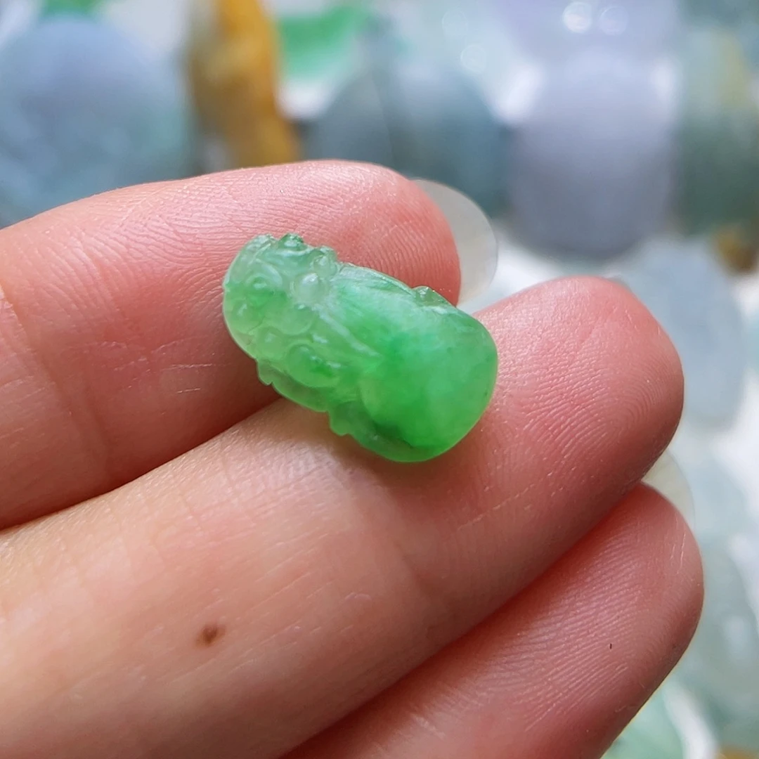 蒜***琪定制翡翠未镶嵌绿貔貅