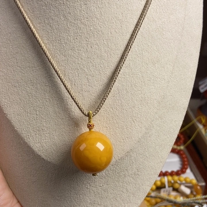 琥珀颈饰未镶嵌蜜蜡吊坠