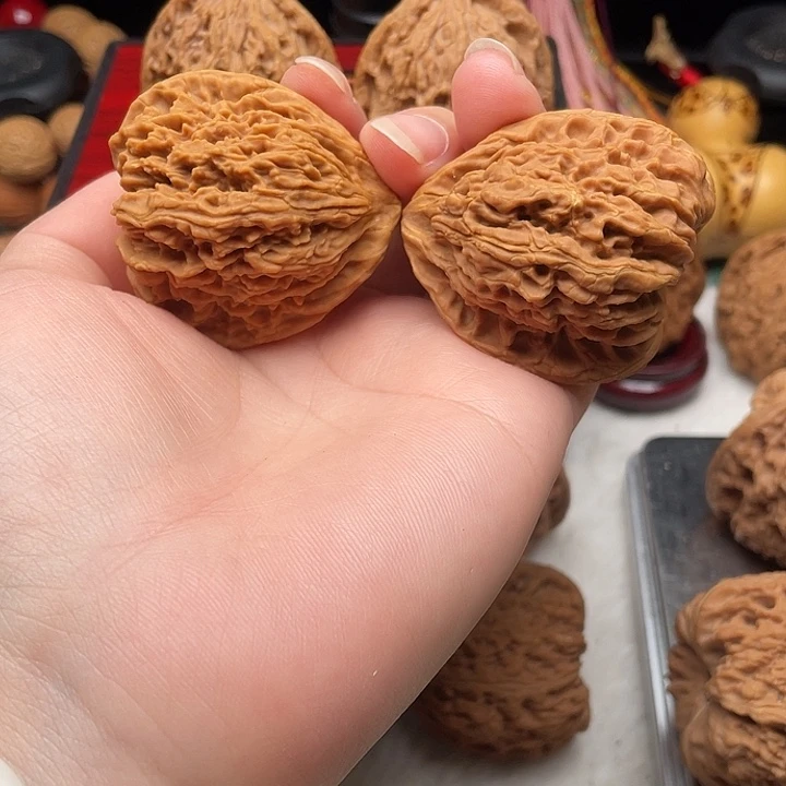 盘***A高桩三角黄金甲 小凹底 微残 41-42