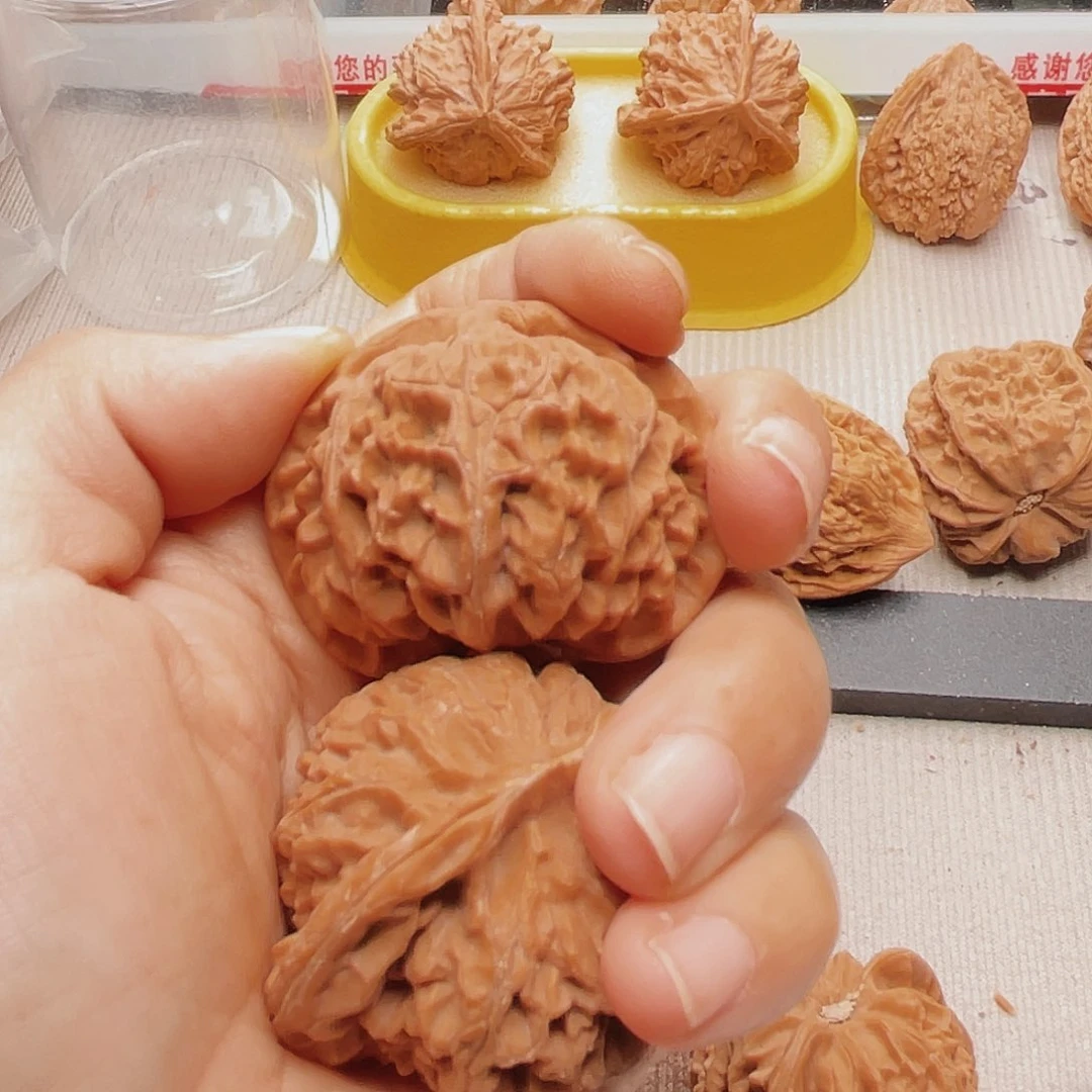 深*45灯箱和两套玻璃瓶装