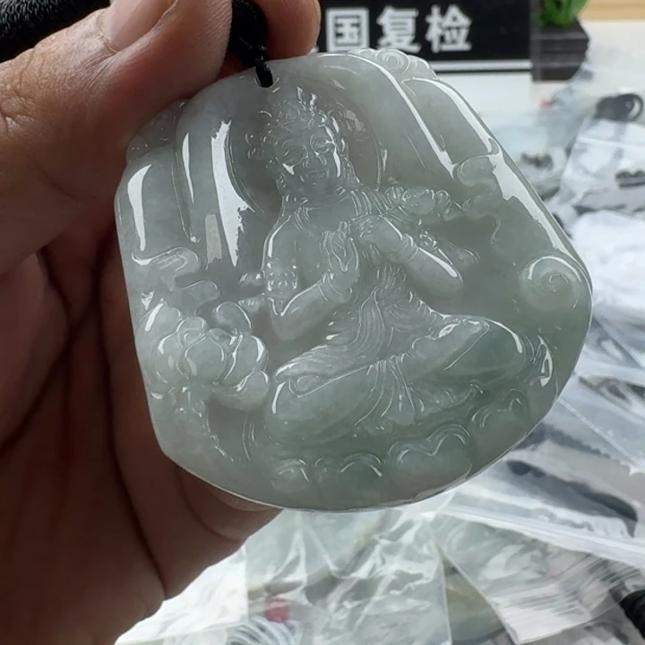 翡翠未镶嵌颈饰天然缅甸A货翡翠