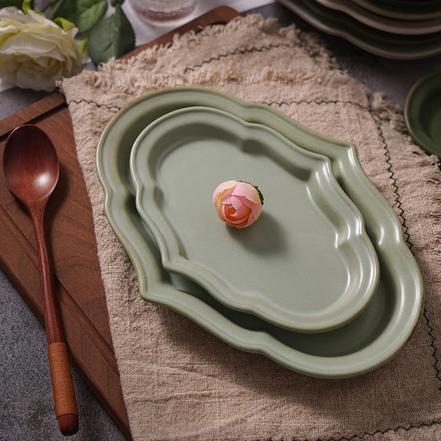 复古创意陶瓷艺术盘子家用菜盘花边枫叶形个性鱼盘甜品浅盘点心碟