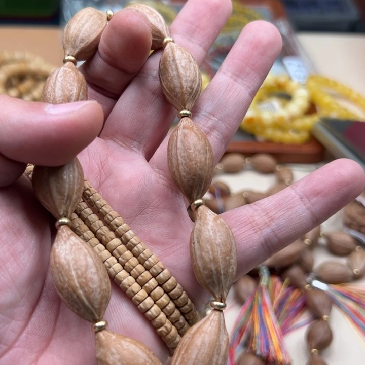白玉菩提手串黄色5050