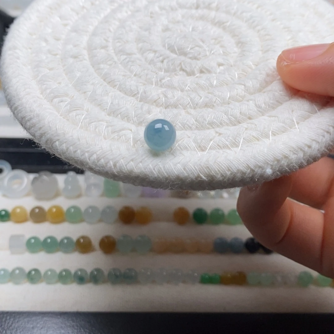 翡翠散珠卡7.6冰蓝