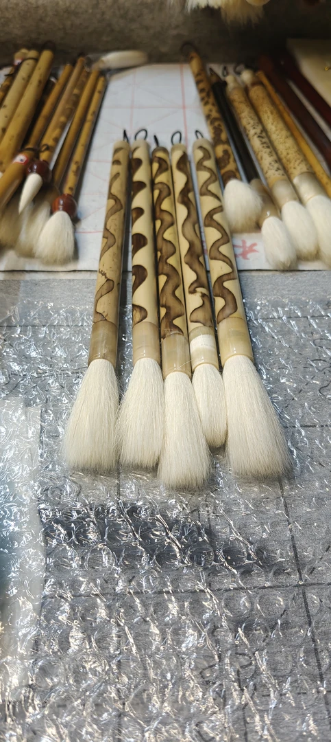 龙纹竹羊毫长峰，出峰5.5厘米