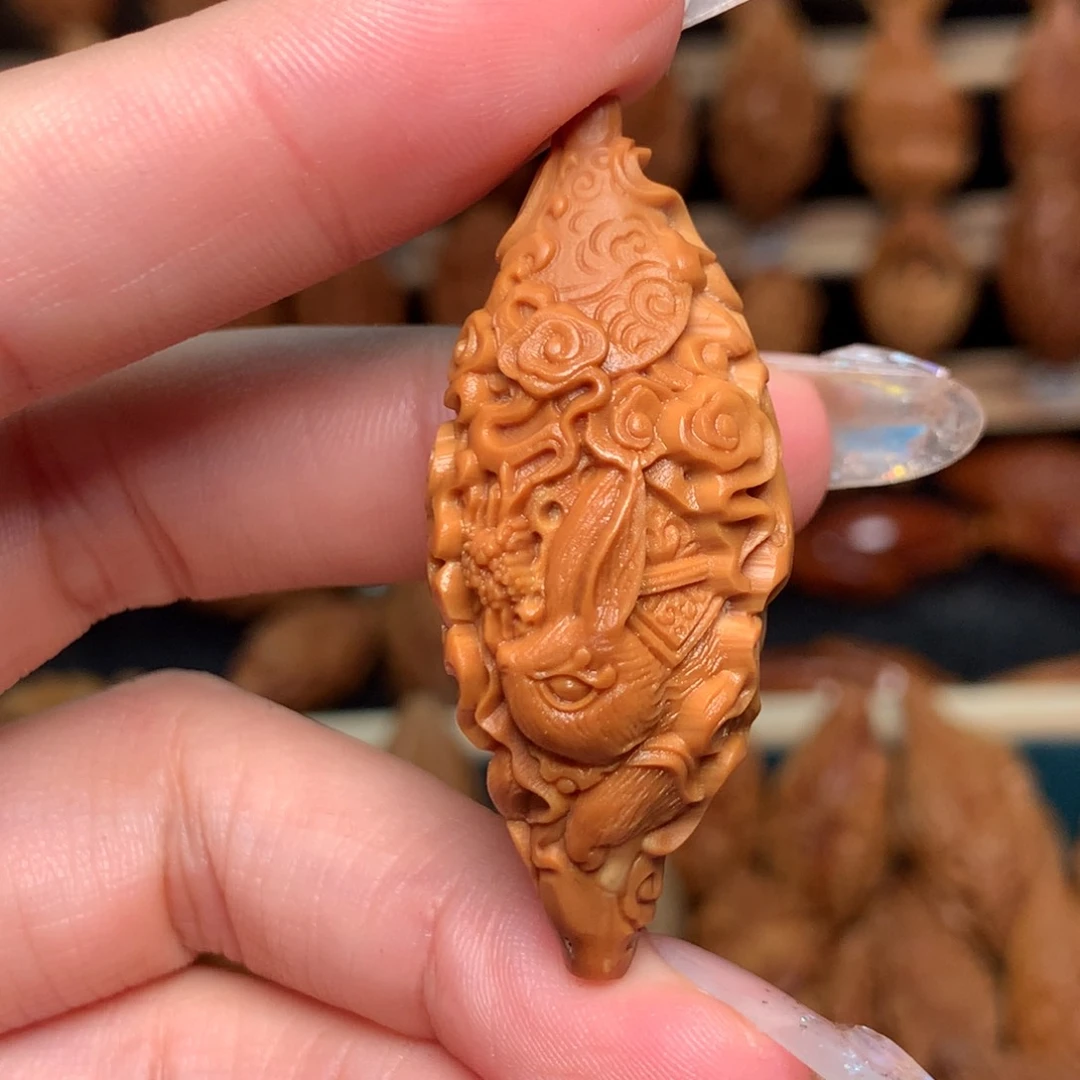 把件橄榄核光****9嫦娥仙子