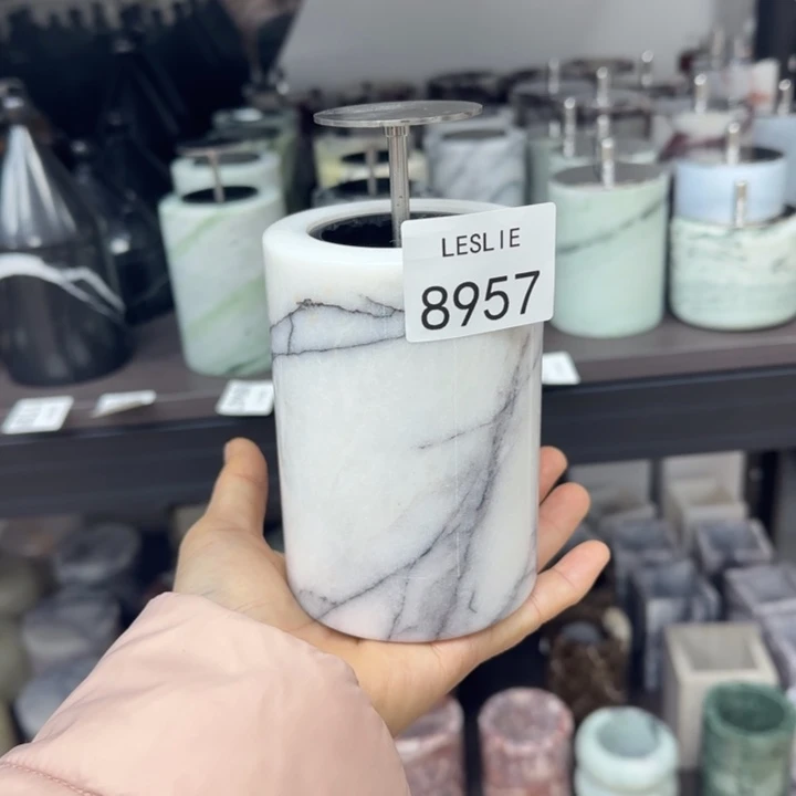 8957。。。。。。。。。。折扣